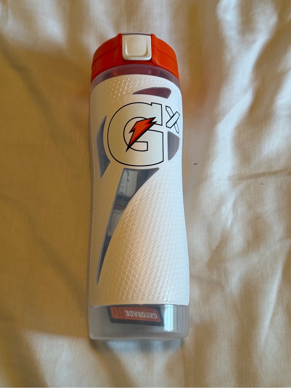 Gatorade Gx Hydration System Non-Slip 30 oz. Squeeze Bottle in White BRAND NEW